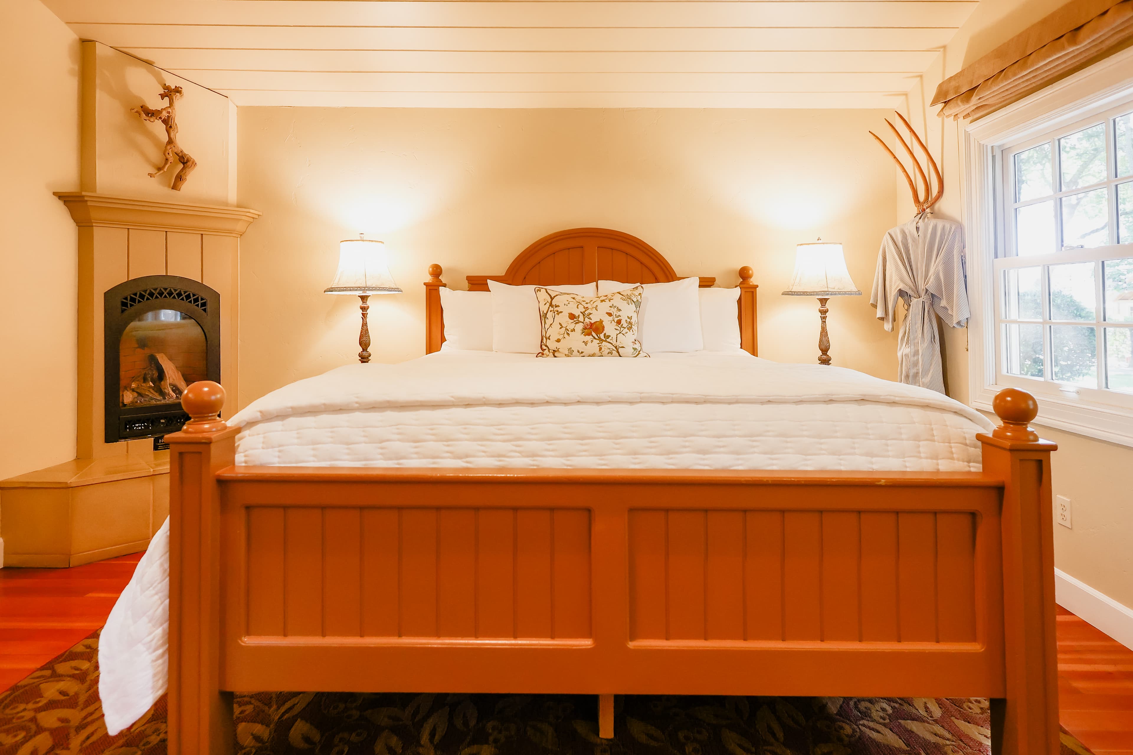 King Bed