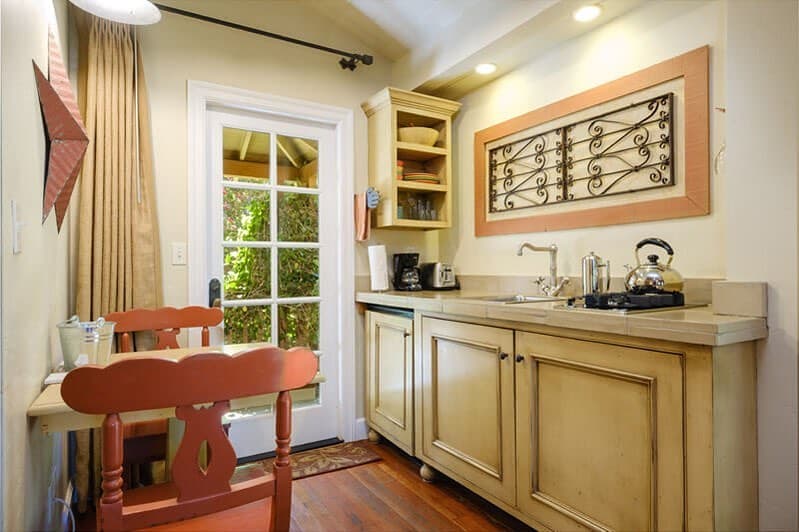 Kitchenette