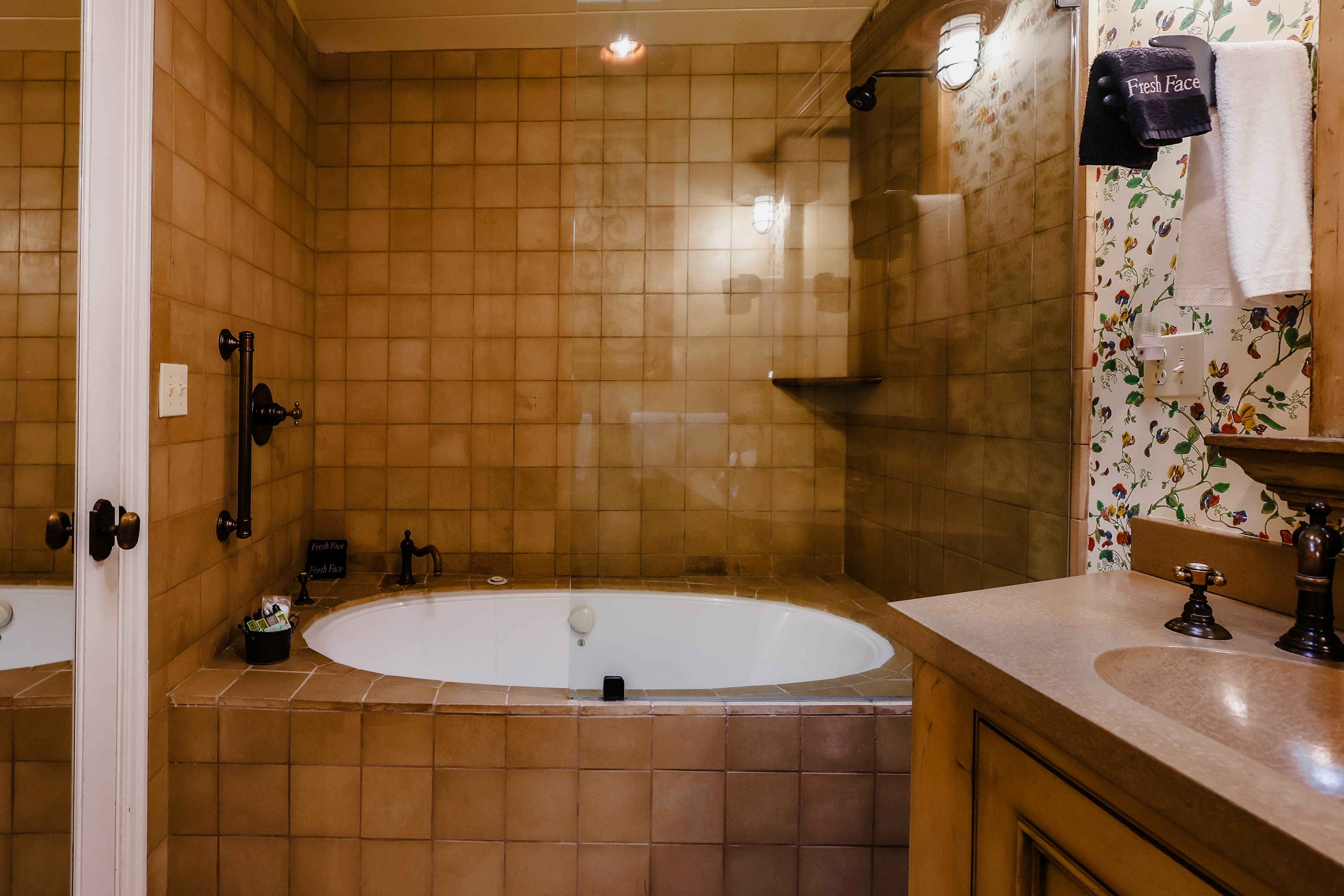 Shower Tub Combo