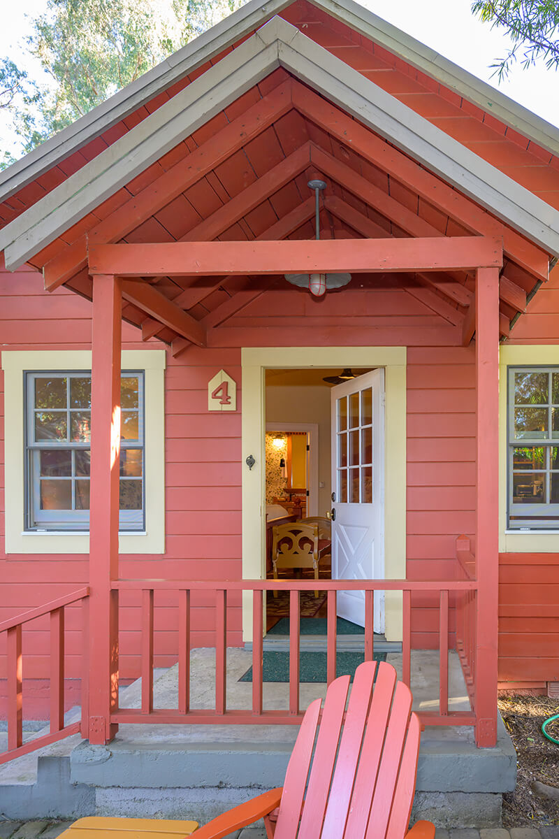 Romantic King Cottage in the heart of Napa Valley